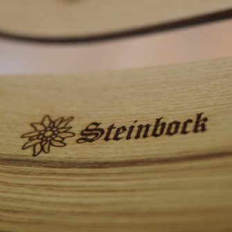 Schlichte Kernesche mit kleiner Lasergravur