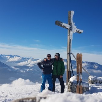 erste Skitour 2018 auf den Schlenken bei Salzburg © skiwerk